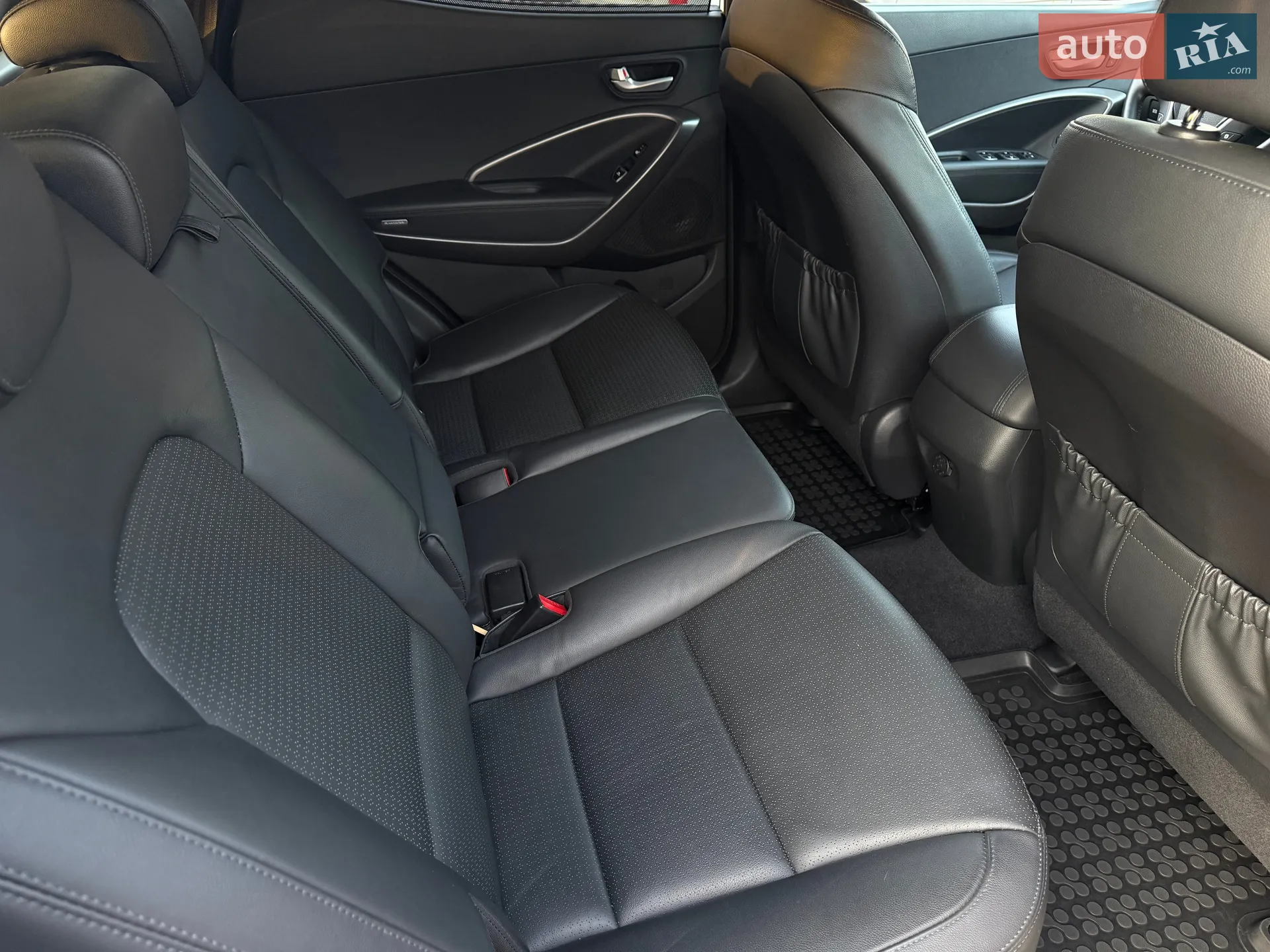 2014 Hyundai Santa Fe - мініатюра 34