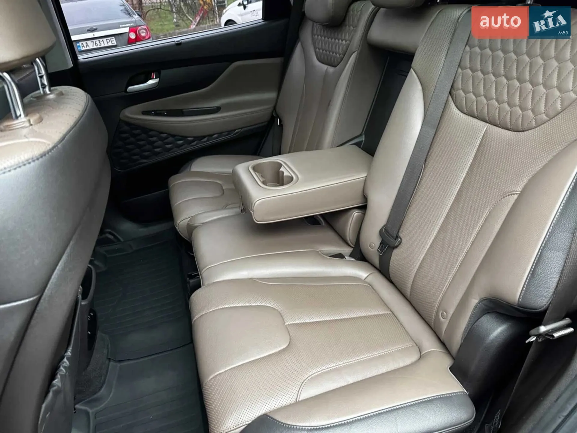 2019 Hyundai Santa Fe - мініатюра 30