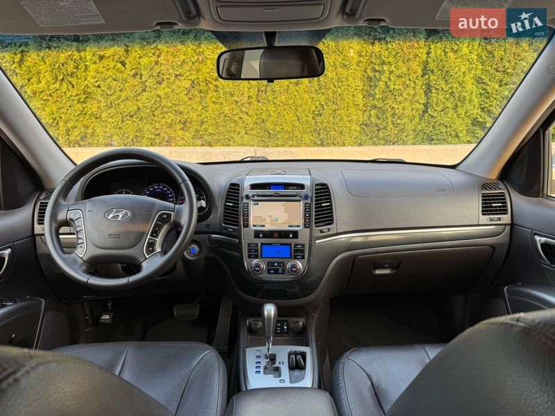 Внедорожник / Кроссовер Hyundai Santa FE 2012 в Ровно
