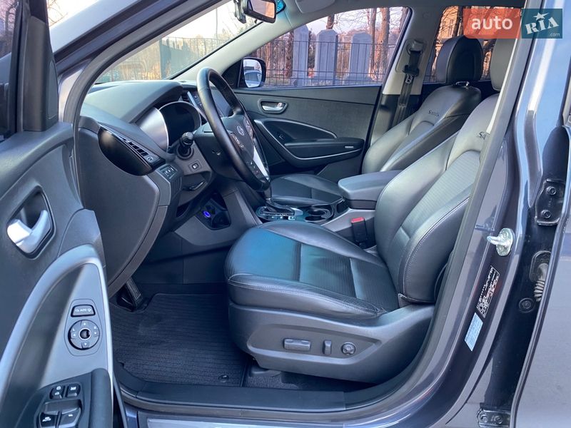 Внедорожник / Кроссовер Hyundai Santa FE 2013 в Киеве