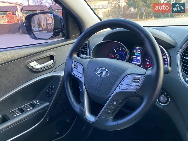 Внедорожник / Кроссовер Hyundai Santa FE 2013 в Киеве