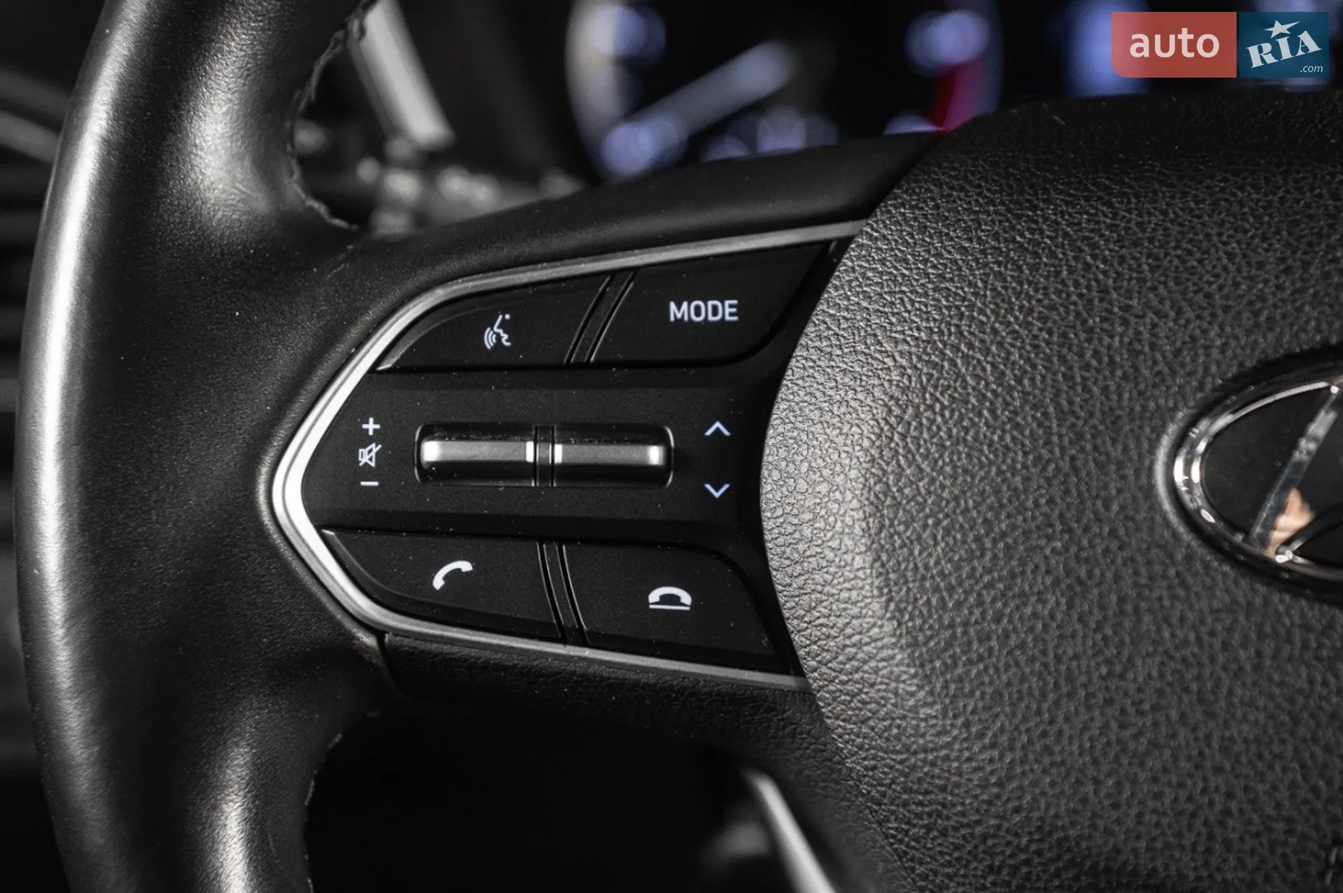 2019 Hyundai Santa Fe - мініатюра 39