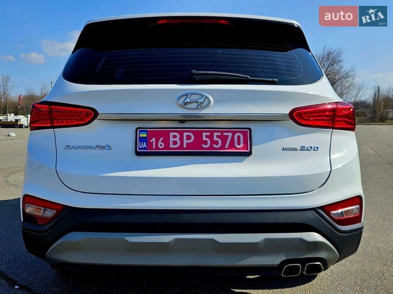 Внедорожник / Кроссовер Hyundai Santa FE 2018 в Днепре