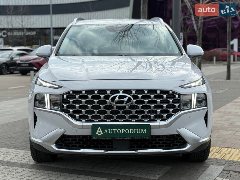 Внедорожник / Кроссовер Hyundai Santa FE 2021 в Киеве