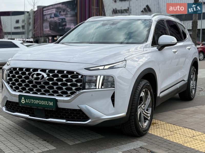 Внедорожник / Кроссовер Hyundai Santa FE 2021 в Киеве