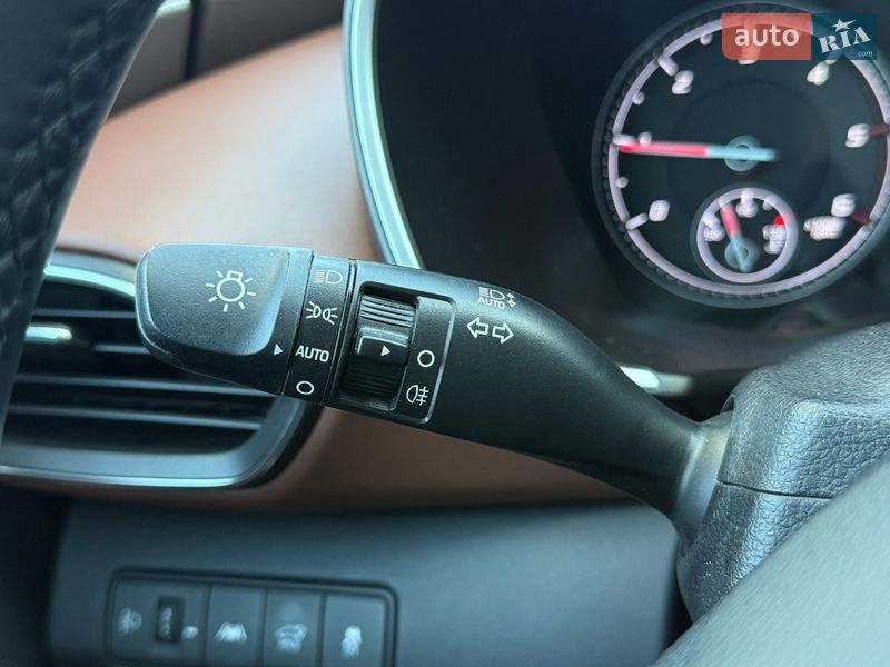 Внедорожник / Кроссовер Hyundai Santa FE 2021 в Киеве