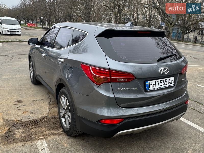 Внедорожник / Кроссовер Hyundai Santa FE 2014 в Черноморске