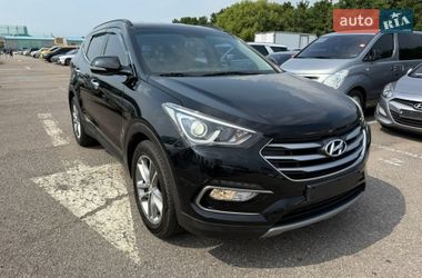 Внедорожник / Кроссовер Hyundai Santa FE 2017 в Киеве