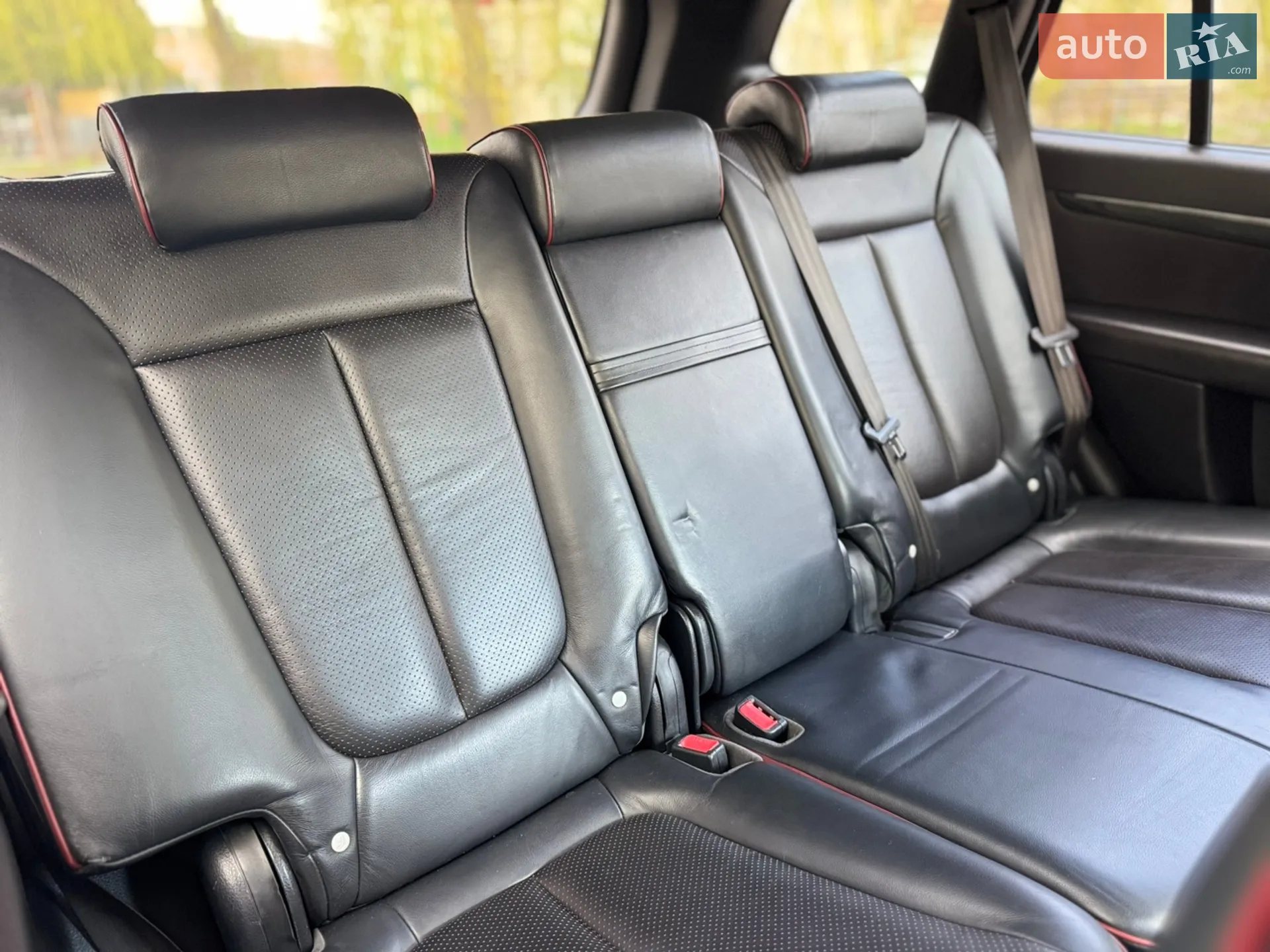2010 Hyundai Santa Fe - мініатюра 39