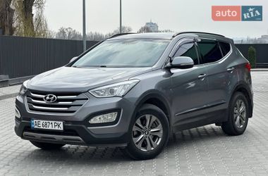 Внедорожник / Кроссовер Hyundai Santa FE 2015 в Днепре