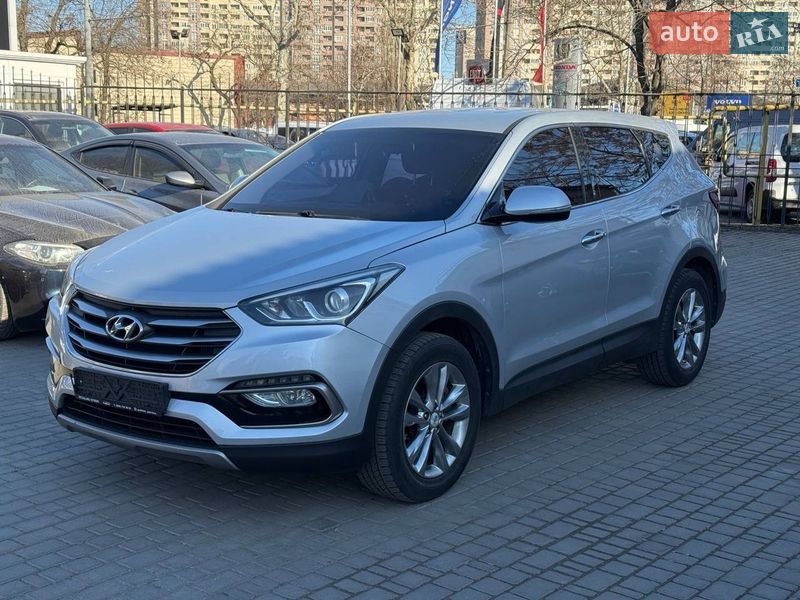 Внедорожник / Кроссовер Hyundai Santa FE 2015 в Одессе