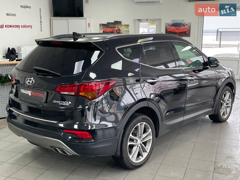 Внедорожник / Кроссовер Hyundai Santa FE 2016 в Киеве