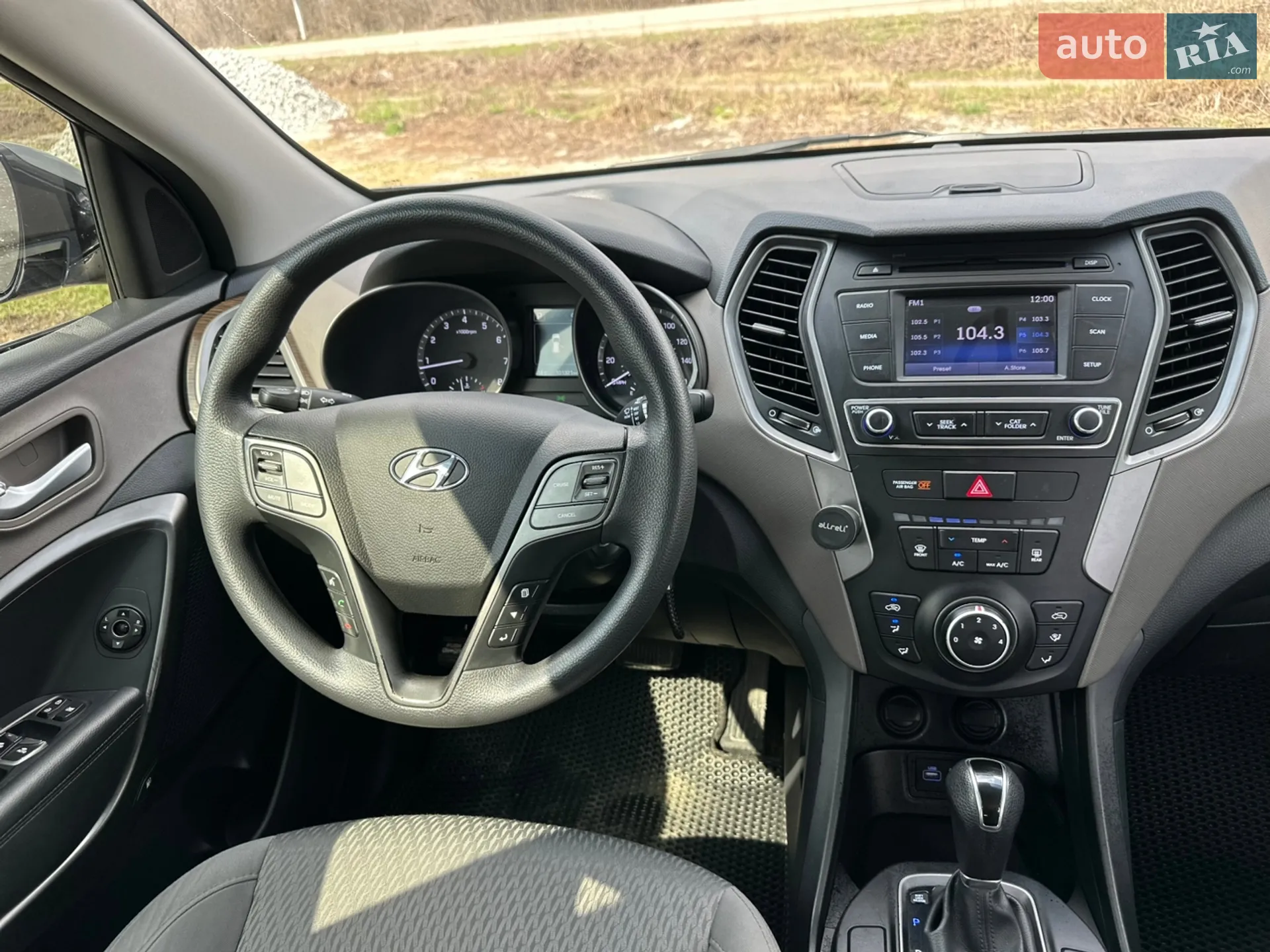 2016 Hyundai Santa Fe - мініатюра 34