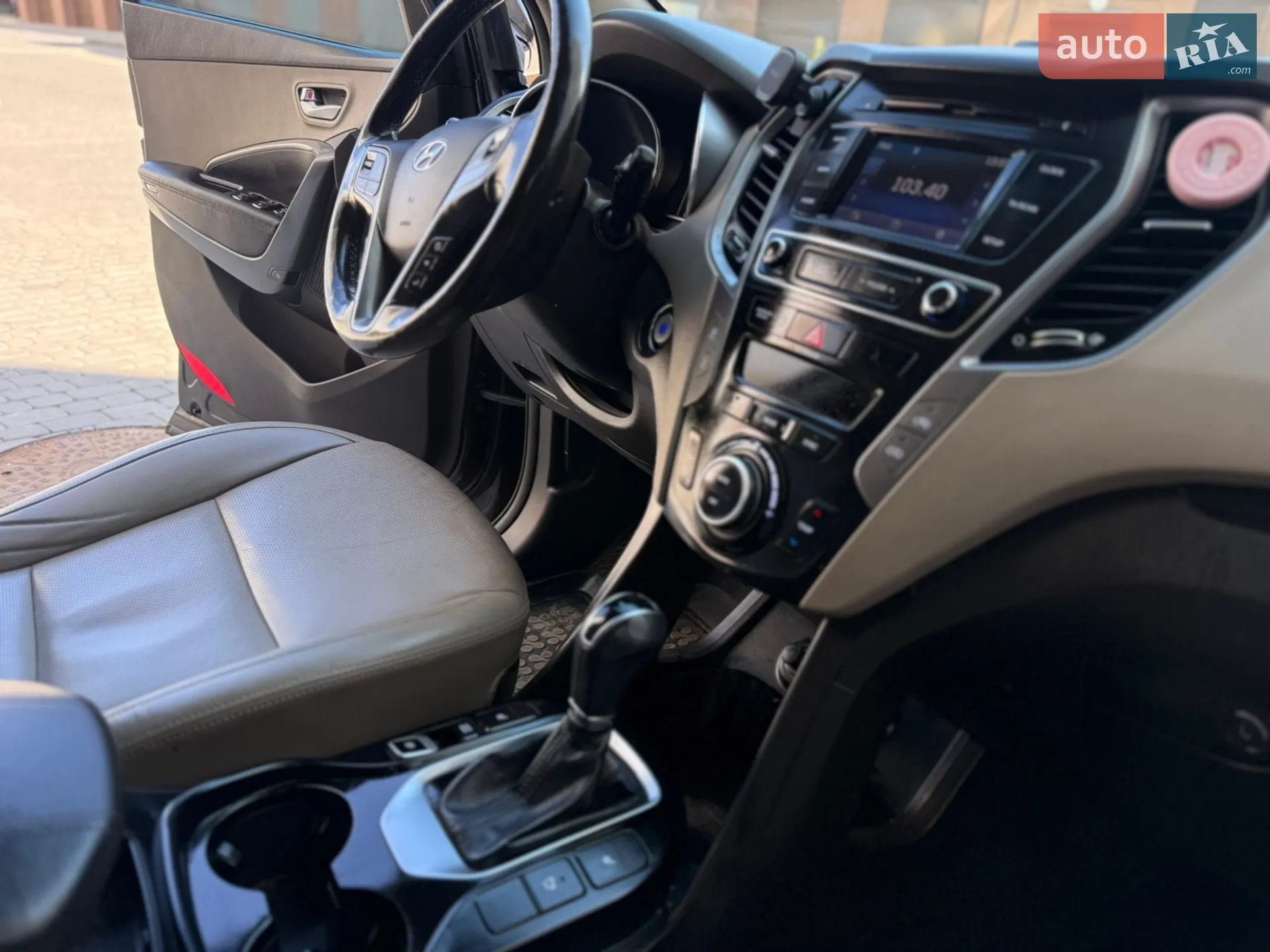 2017 Hyundai Santa Fe - мініатюра 32