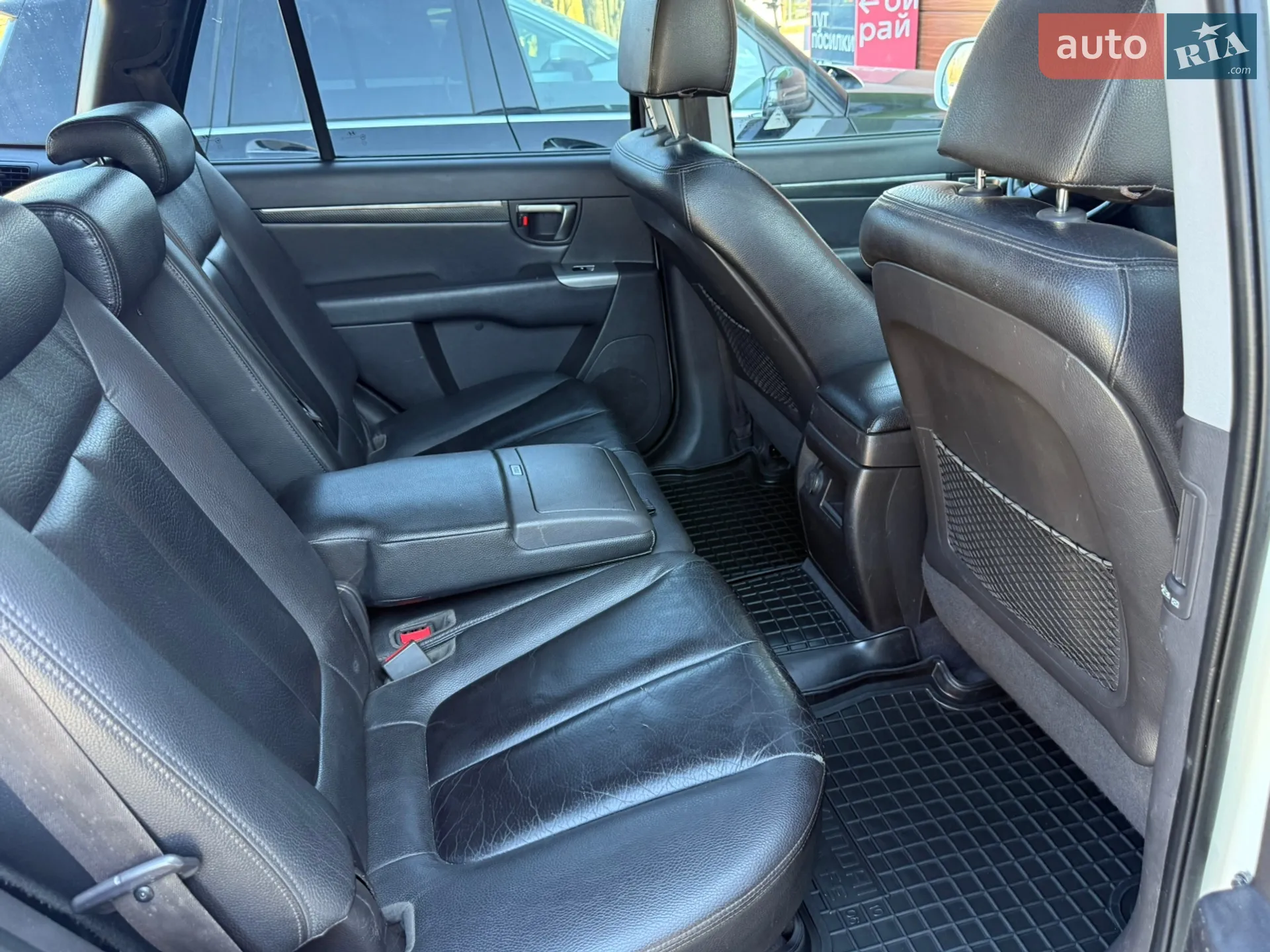 2011 Hyundai Santa Fe - мініатюра 14