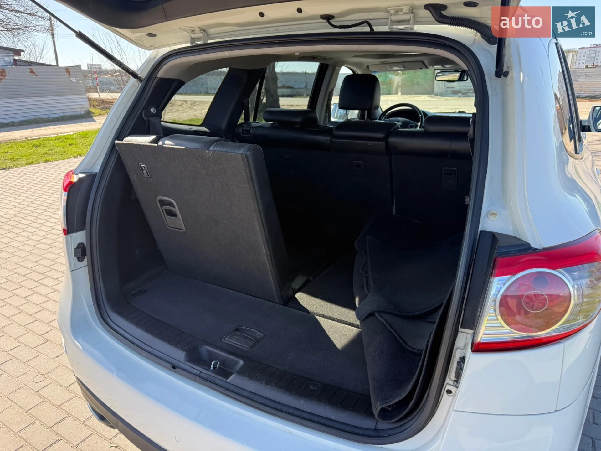 2011 Hyundai Santa Fe - мініатюра 17