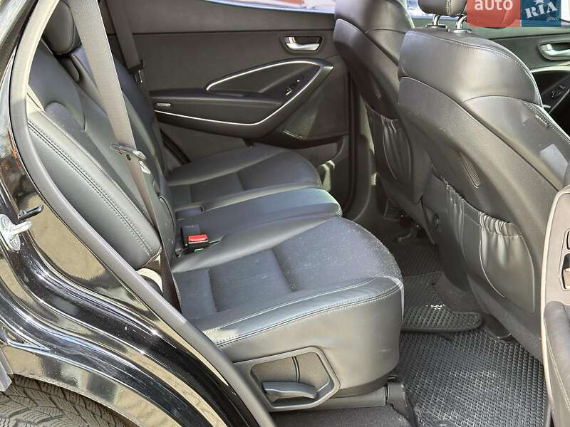 Внедорожник / Кроссовер Hyundai Santa FE 2016 в Одессе