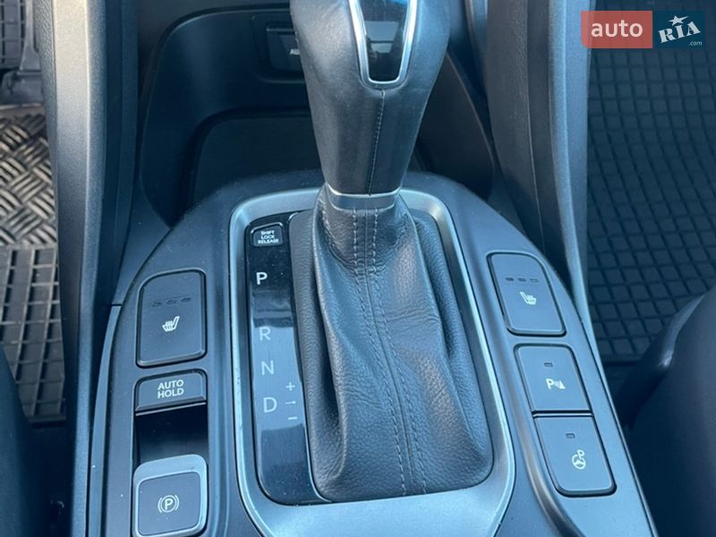 Позашляховик / Кросовер Hyundai Santa FE 2013 в Луцьку