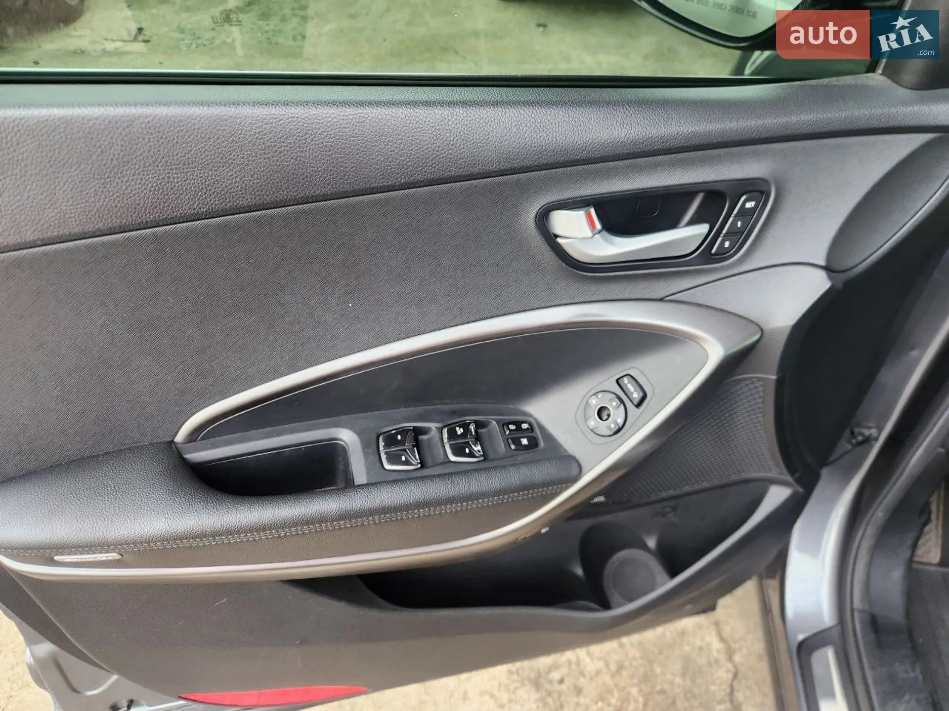 2016 Hyundai Santa Fe - мініатюра 16