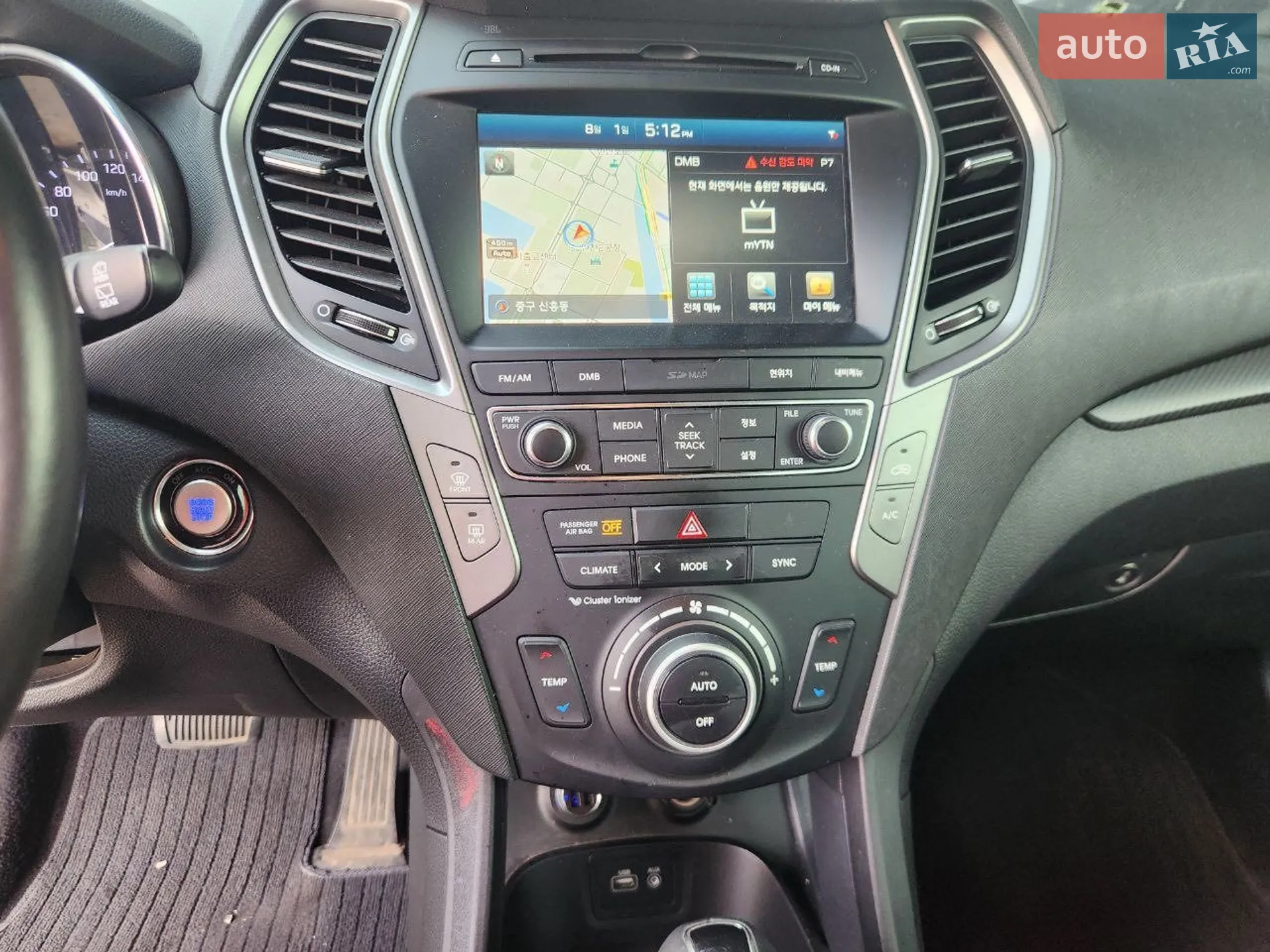 2016 Hyundai Santa Fe - мініатюра 18
