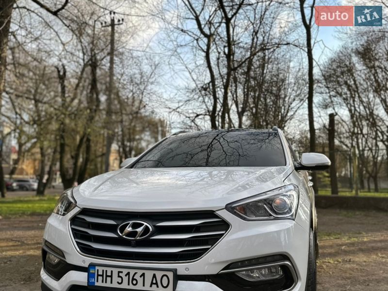Позашляховик / Кросовер Hyundai Santa FE 2017 в Одесі