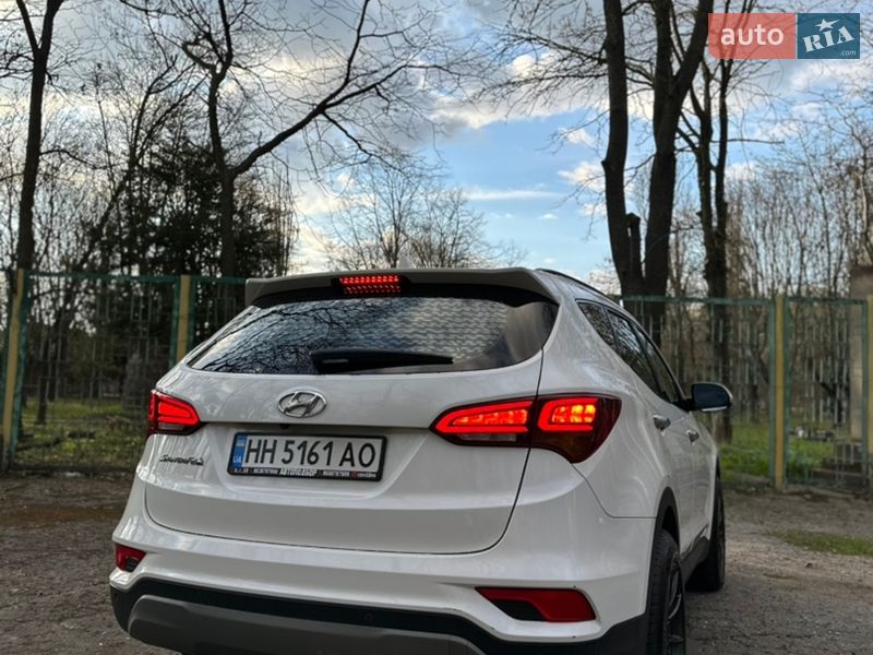 Позашляховик / Кросовер Hyundai Santa FE 2017 в Одесі