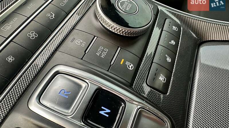 Внедорожник / Кроссовер Hyundai Santa FE 2020 в Киеве