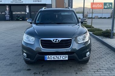 Внедорожник / Кроссовер Hyundai Santa FE 2011 в Хусте