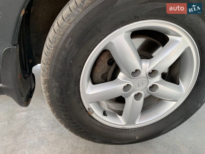 Внедорожник / Кроссовер Hyundai Santa FE 2007 в Радивилове