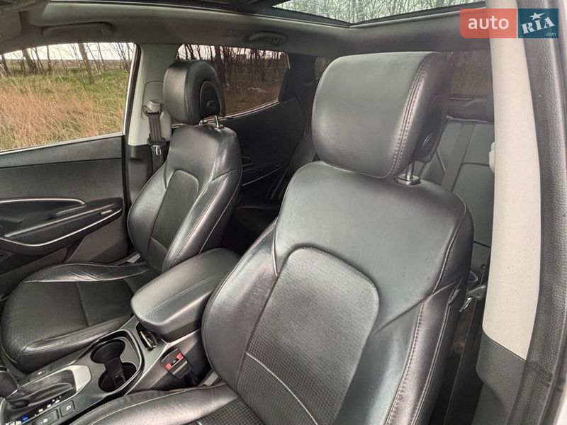 Внедорожник / Кроссовер Hyundai Santa FE 2014 в Краматорске