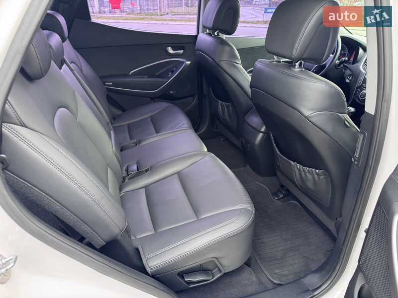 Позашляховик / Кросовер Hyundai Santa FE 2013 в Києві
