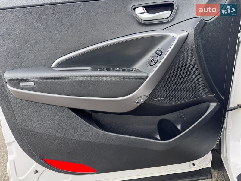 Позашляховик / Кросовер Hyundai Santa FE 2013 в Києві