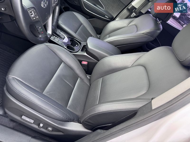 Позашляховик / Кросовер Hyundai Santa FE 2013 в Києві