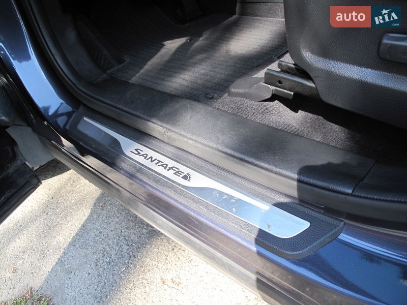 Внедорожник / Кроссовер Hyundai Santa FE 2016 в Киеве