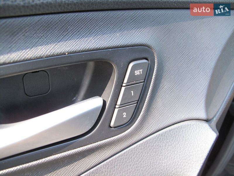 Внедорожник / Кроссовер Hyundai Santa FE 2016 в Киеве