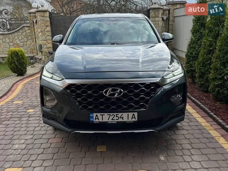 Hyundai Santa FE