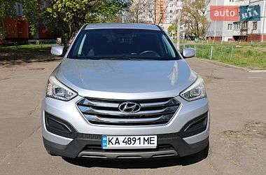 Внедорожник / Кроссовер Hyundai Santa FE 2015 в Киеве