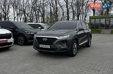 Внедорожник / Кроссовер Hyundai Santa FE 2019 в Киеве
