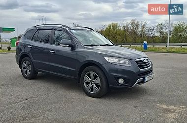 Внедорожник / Кроссовер Hyundai Santa FE 2012 в Киеве