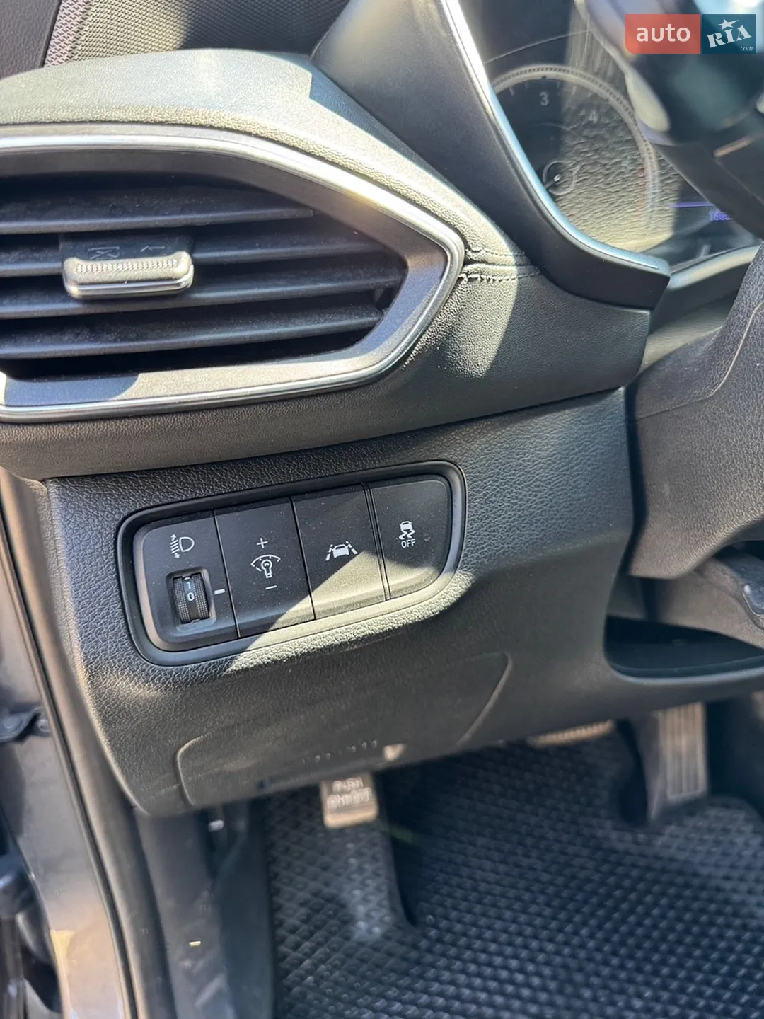 2019 Hyundai Santa Fe - мініатюра 25