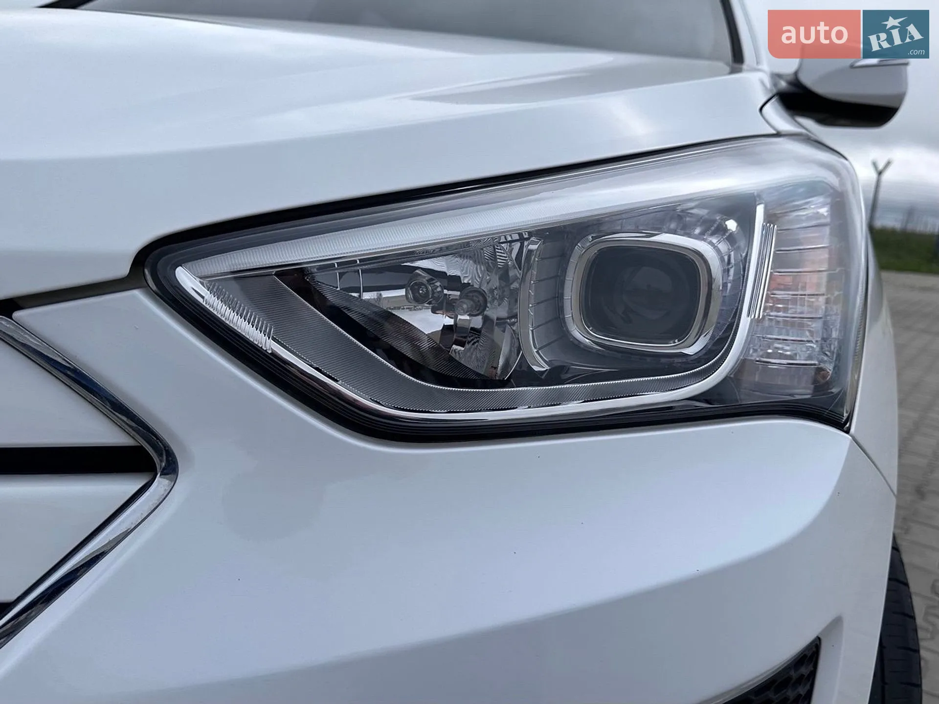 2013 Hyundai Santa Fe - мініатюра 12