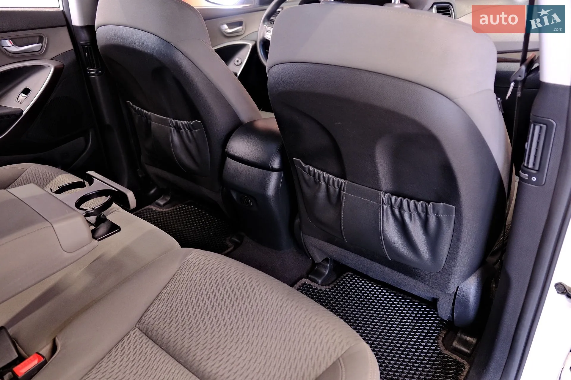 2016 Hyundai Santa Fe - мініатюра 37