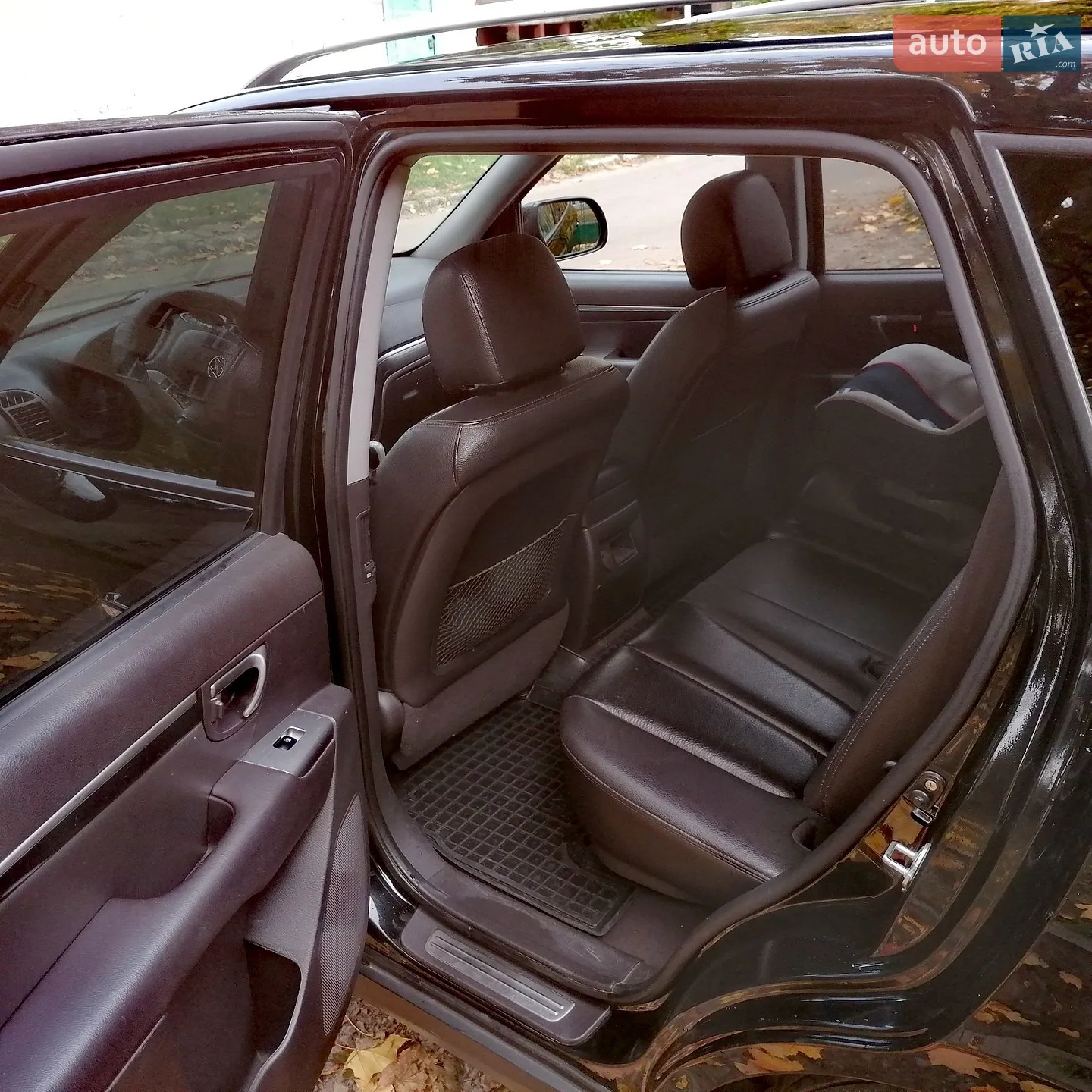 2011 Hyundai Santa Fe - мініатюра 9