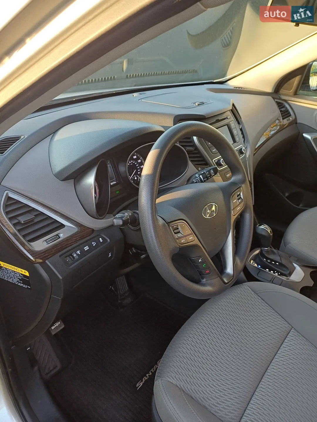 2016 Hyundai Santa Fe - мініатюра 16