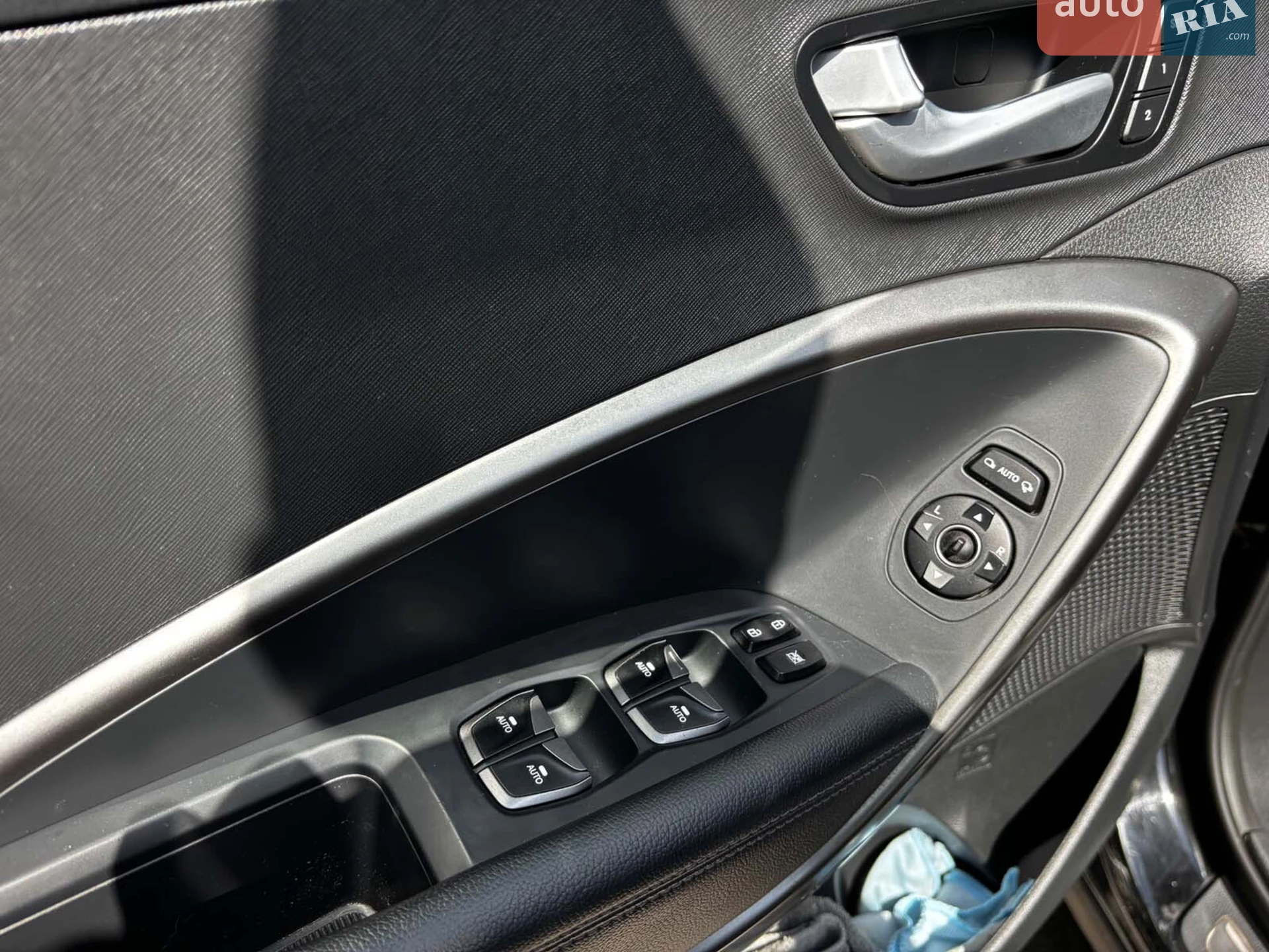 2015 Hyundai Santa Fe - мініатюра 22