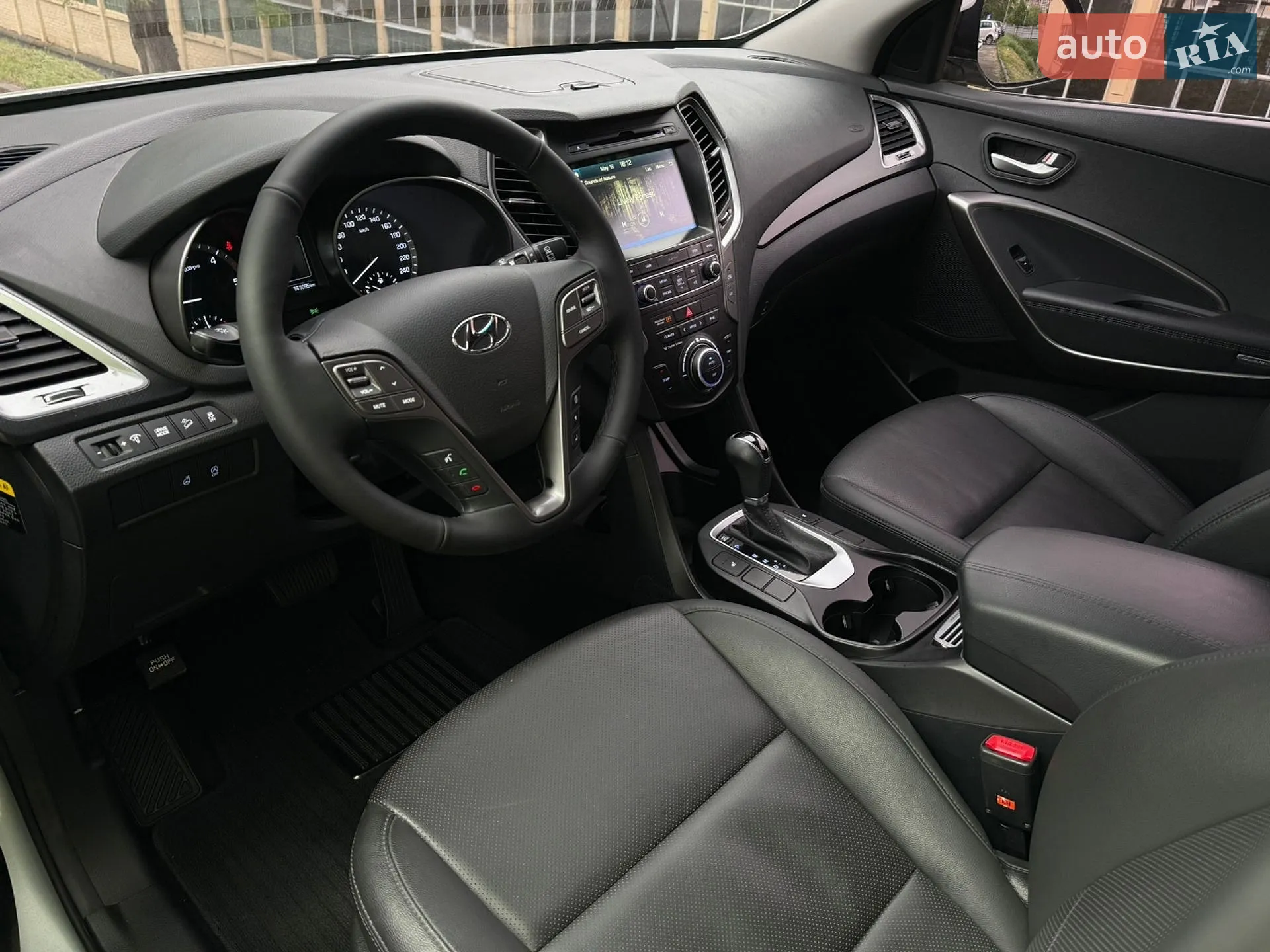 2016 Hyundai Santa Fe - мініатюра 10