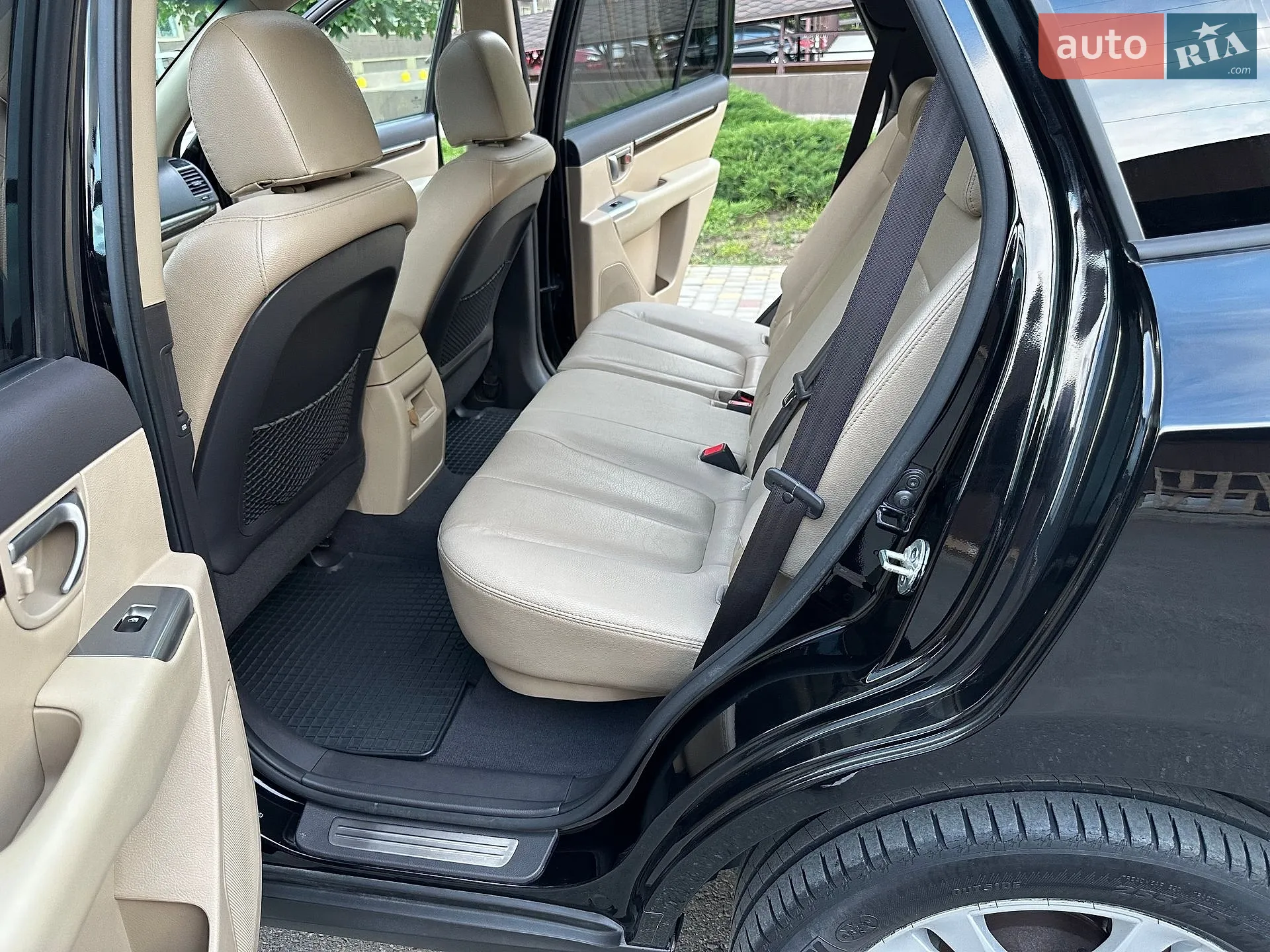 2011 Hyundai Santa Fe - мініатюра 29