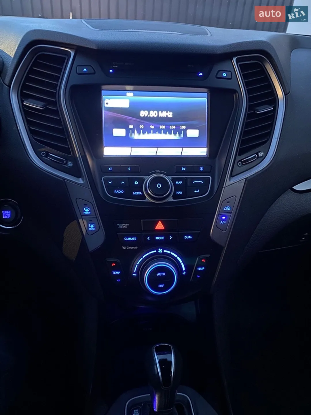 2016 Hyundai Santa Fe - мініатюра 24