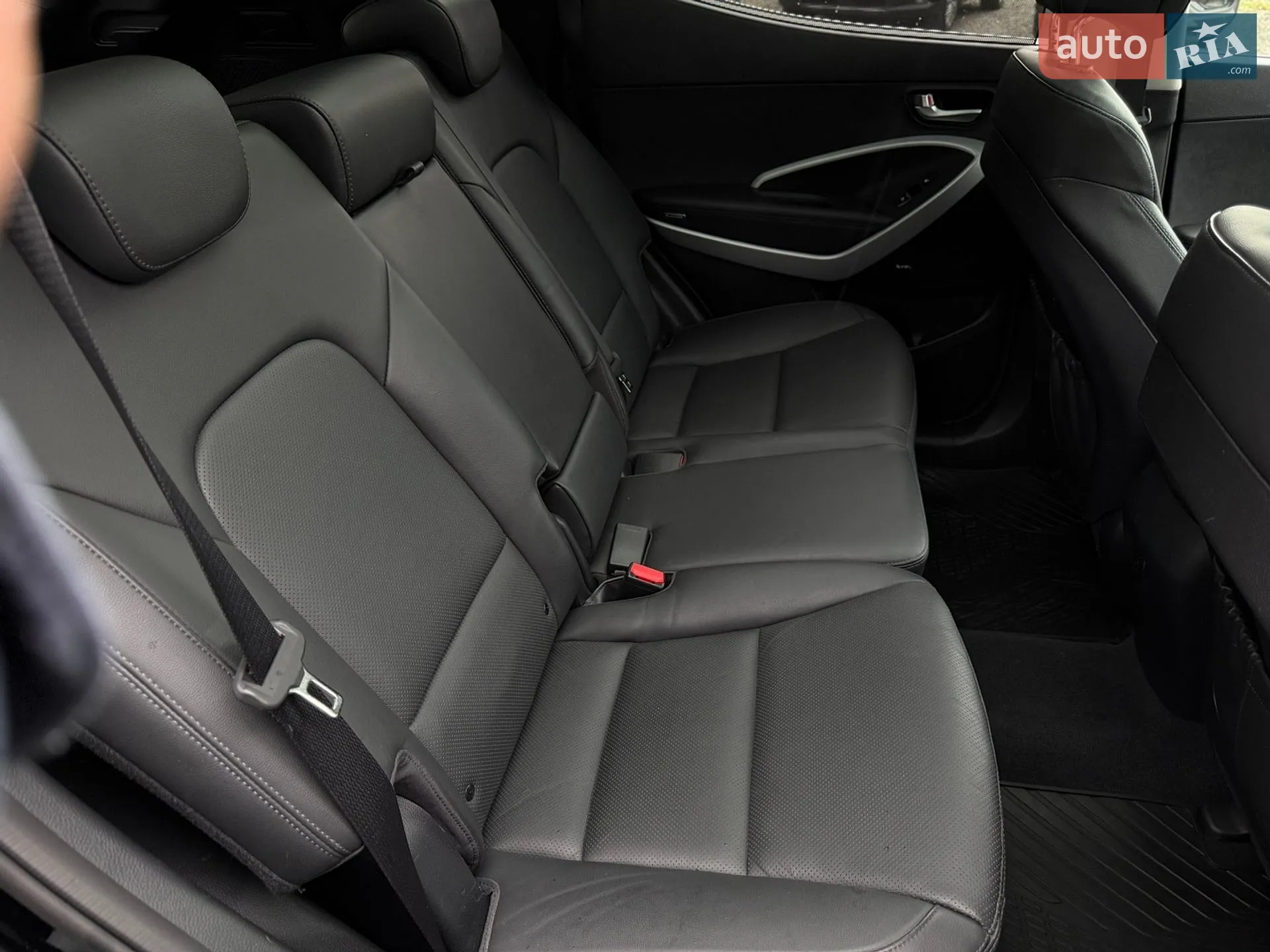 2016 Hyundai Santa Fe - мініатюра 21