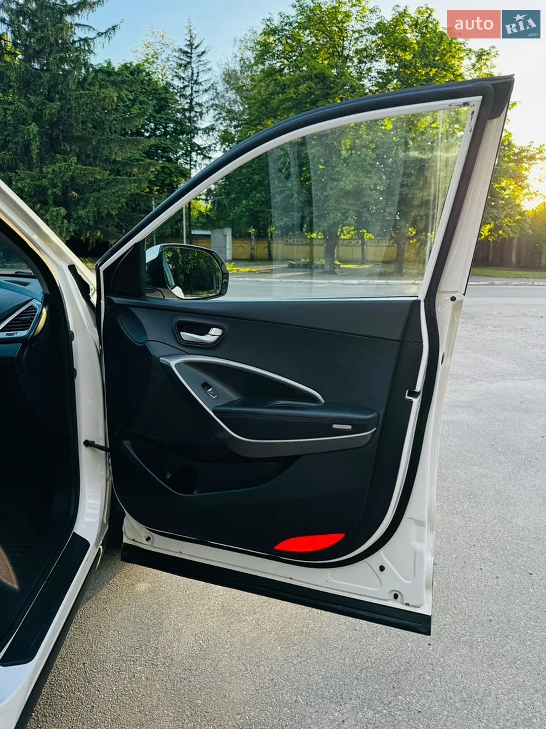 2016 Hyundai Santa Fe - мініатюра 36
